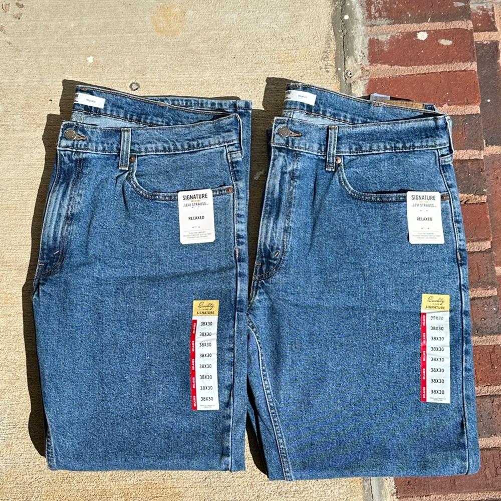2 LOT Signature by Levi Strauss Men's Classic Blue Jeans